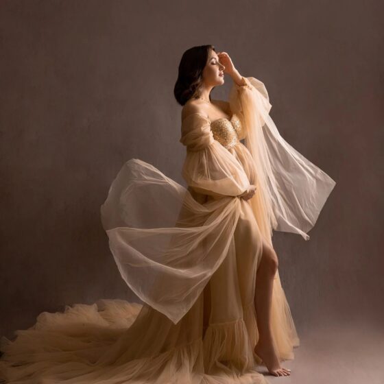 DIY Backdrops For Stunning Maternity Pictures